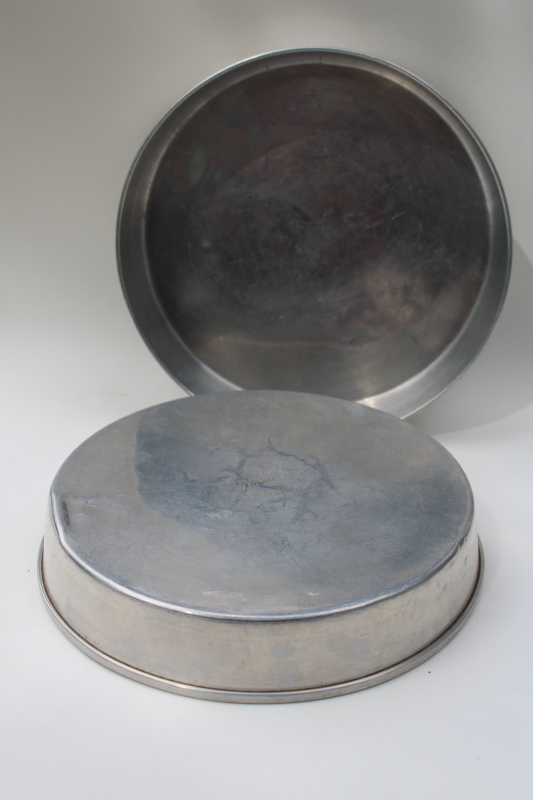 vintage round aluminum cake baking pans, Swans Down flour advertising