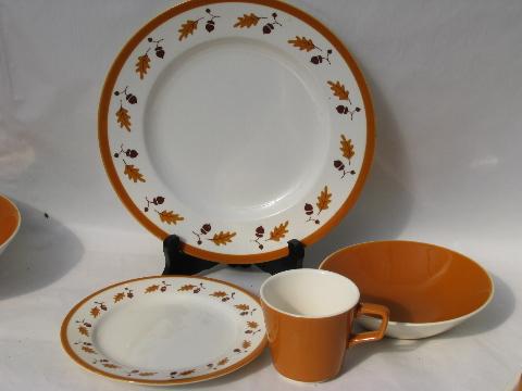 vintage set for six autumn acorn pattern china, fall colors