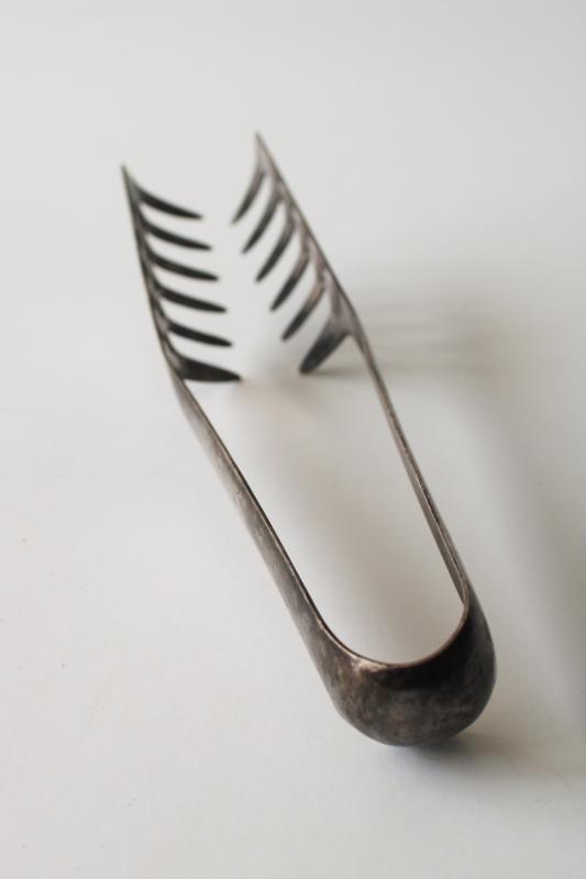 vintage silver plated spaghetti server, toothy tongs for pasta or noodles