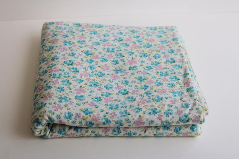 vintage soft cotton quilting weight fabric, aqua & pink flowers print 36 wide
