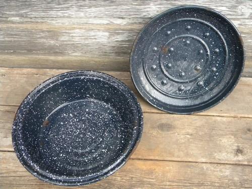 vintage speckled graniteware covered pan bowl w/ lid old farm kitchen