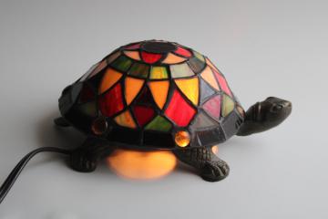 vintage stained glass turtle lamp, bronze look cast metal w/ Tiffany style leaded glass shade