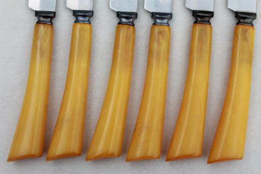 vintage steak knives set with early plastic (butterscotch bakelite