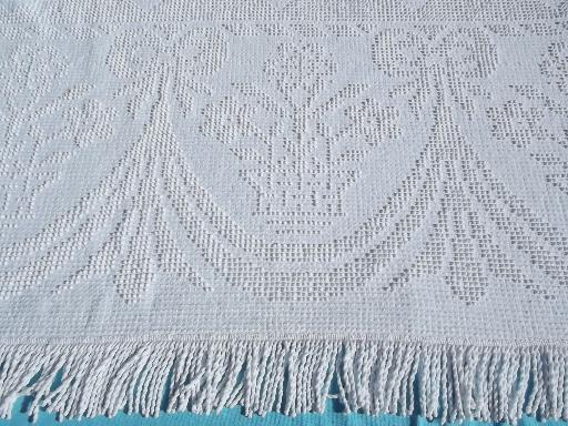 vintage white cotton bedspread lot, 6 spreads chenille, Bates tufted candlewick