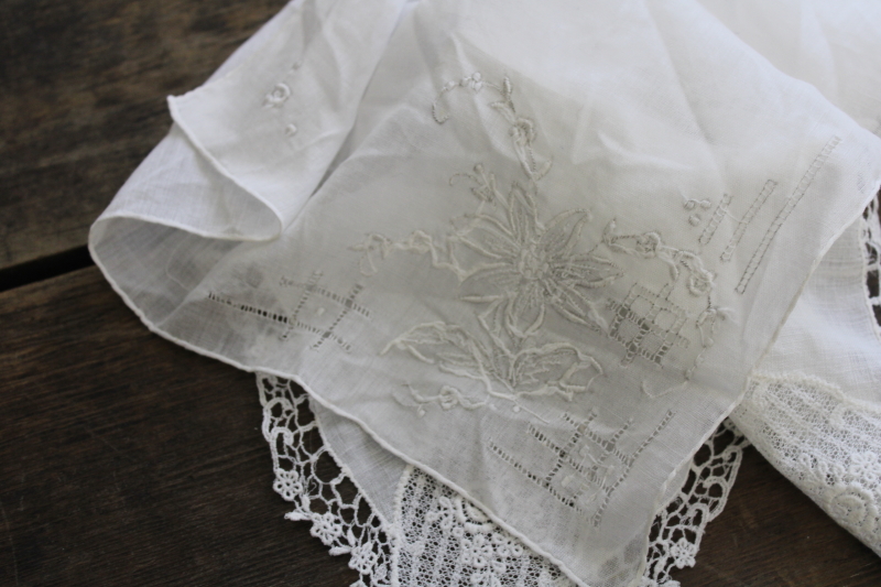 vintage white linen bridal hankies w/ Madeira embroidery fancywork lace edging