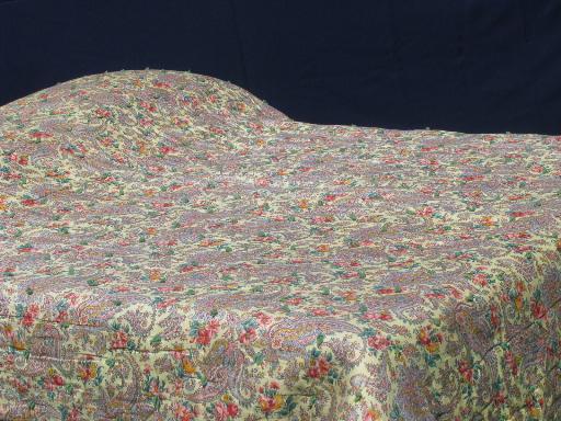 vintage whole cloth tied quilt, old paisley floral print cotton fabric