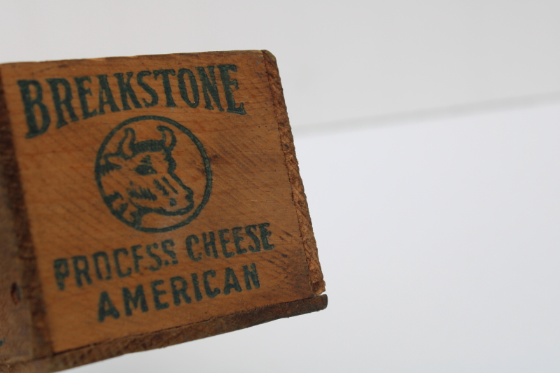 vintage wood cheese box, Breakstones American process cheese print advertising in green Freeport Illinois