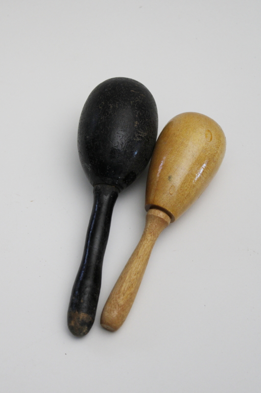 vintage wood darning eggs, old fashioned sock darners w/ handles, primitive decor or bowl fillers