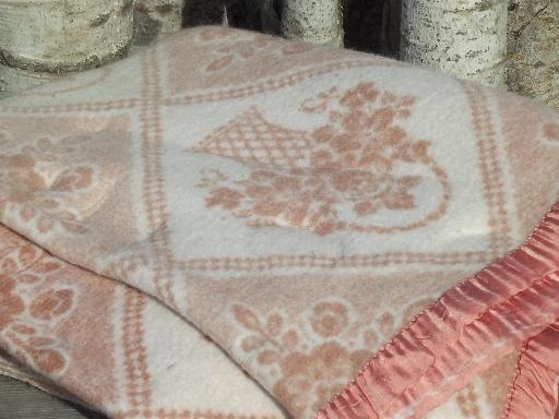 vintage wool blankets, cottage garden flowers in 40s-50 jadite green and peach pink