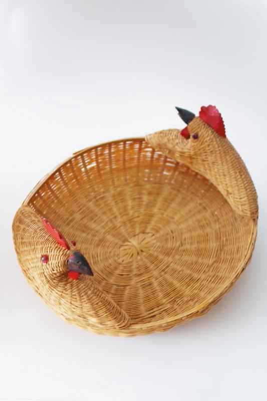 vintage woven tray or egg basket w/ hen chickens, country farmhouse kitchen decor