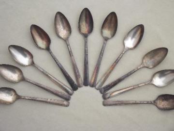 catalog photo of  1930s vintage silver plate flatware 1881 Rogers Capri pattern teaspoons 