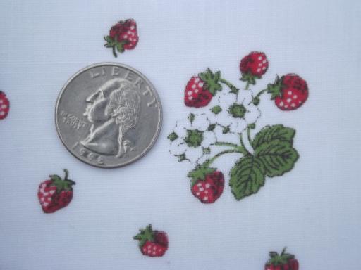 photo of 10 yds retro vintage  printed cotton fabric w/ tiny strawberries print #3