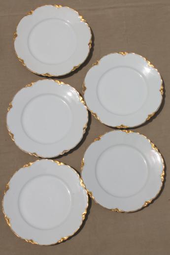 photo of 100 antique vintage mismatched china plates perfect for weddings, pure white w/ gold mixed patterns #10