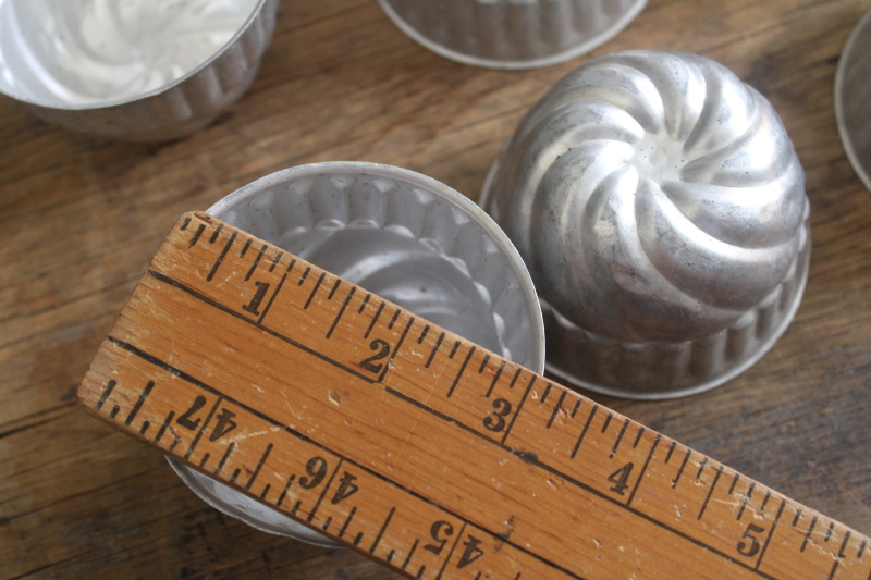 photo of 100 vintage aluminum jello molds, individual size fluted turks head baking tins molds  #2