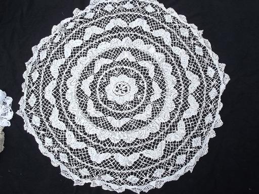 photo of 100+ vintage doilies, table covers and mats, old crochet lace doily lot #9