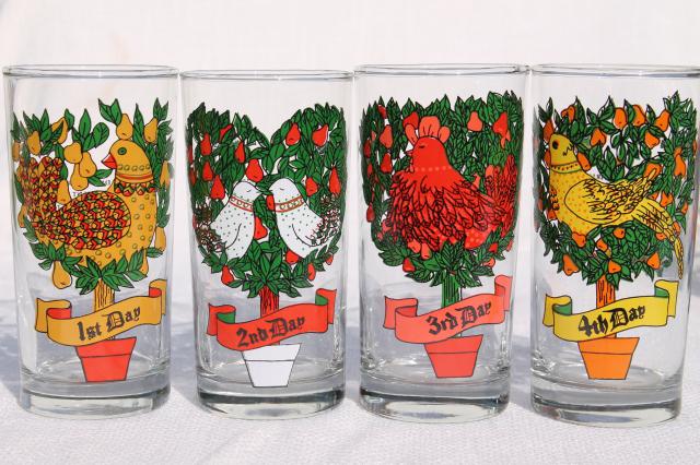 photo of 12 Days of Christmas Anchor Hocking set of drinking glasses, vintage holiday tableware #2