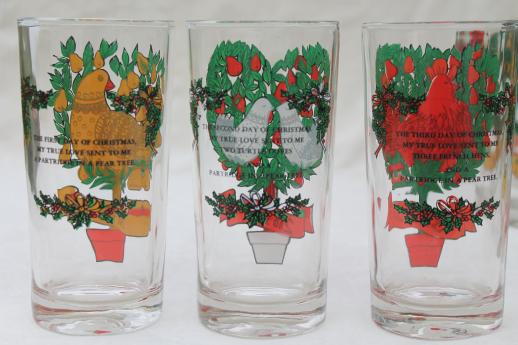 photo of 12 Days of Christmas drinking glasses set, vintage Anchor Hocking glassware #6