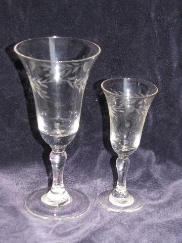 photo of 12 etched glass cordials or sherry glasses, tiny stemmed goblets, vintage Japan #4