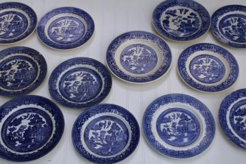 catalog photo of 12 mismatched vintage blue white china plates, all blue willow patterns most England