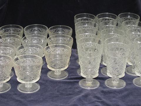 photo of 12 sherbets and 12 water goblets, vintage Hazel Atlas Gothic pattern glasses #1