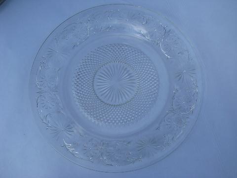 photo of 12 vintage bake sale cake platter / bakery display plates, daisy pattern glass #2