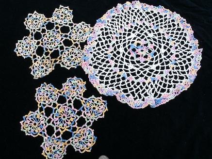 photo of 16 vintage colored thread doilies, old crochet lace doily lot, flowers #7
