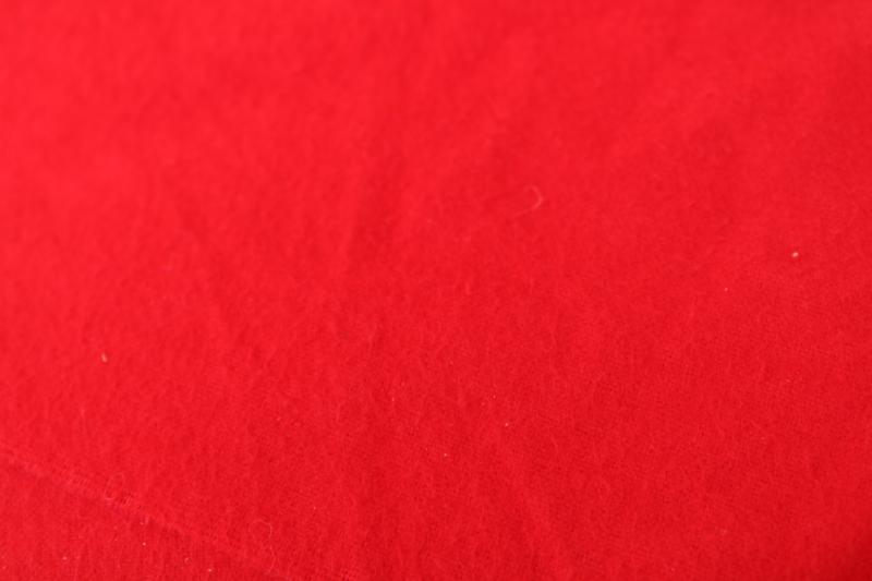 photo of 16 yards bolt of solid red cotton flannel fabric, vintage quilting or sewing material #3