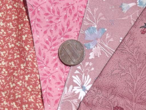 photo of 18 lbs cotton print quilt fabrics, designer quilting prints scrap fabric lot #5