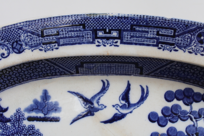 photo of 1800s antique Wedgwood blue Willow pattern platter or meat tray, large deep shape Victorian vintage #5