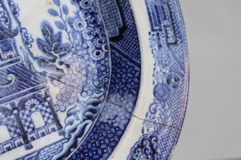 photo of 1800s antique Wedgwood blue Willow pattern platter or meat tray, large deep shape Victorian vintage #6