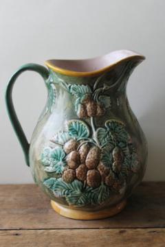 1800s vintage English majolica pitcher, bramble blackberries pattern large jug Shorter pottery 