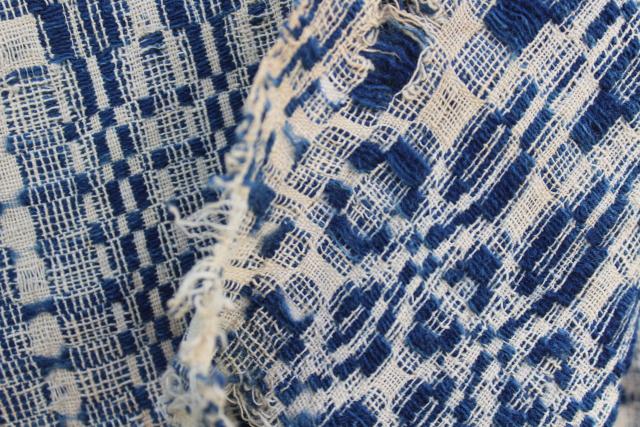 photo of 1800s vintage overshot woven wool coverlet, antique blue & white bedspread cutter fabric #10