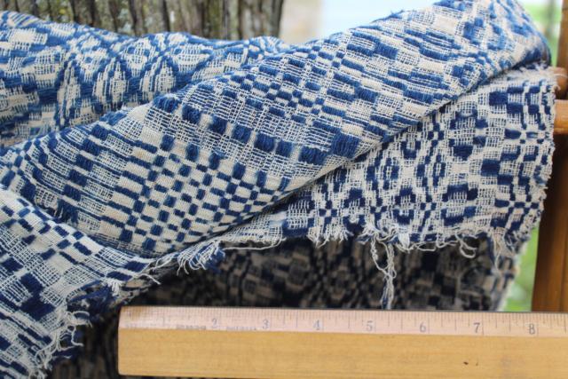 photo of 1800s vintage overshot woven wool coverlet, antique blue & white bedspread cutter fabric #14