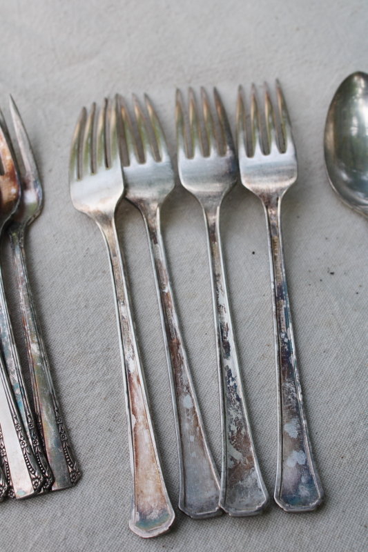 photo of 1881 Rogers Oneida Del Mar pattern 1930s 1940s vintage silver plate flatware set for four  #7