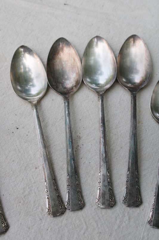 photo of 1881 Rogers Oneida Del Mar pattern 1930s 1940s vintage silver plate flatware set for four  #8