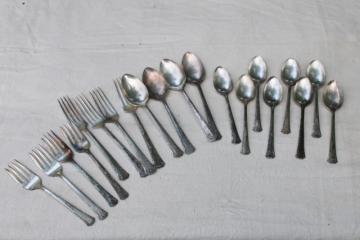 catalog photo of 1881 Rogers Oneida Del Mar pattern 1930s 1940s vintage silver plate flatware set for four 