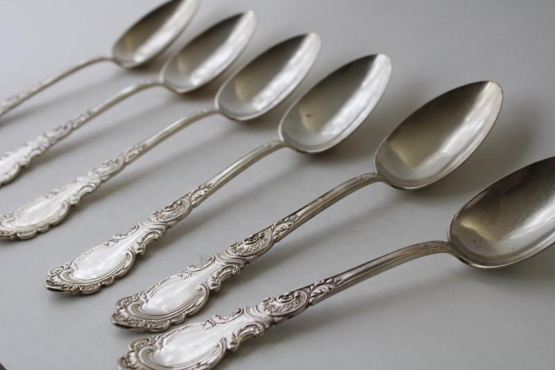 photo of 1890s antique silver plate flatware, Rogers & Hamilton Aldine pattern, large Victorian soup spoons #2