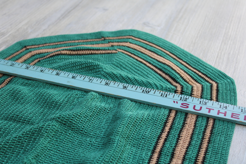 photo of 1920s 30s vintage crochet cotton table mat, art deco jade green & ecru tray cloth #3