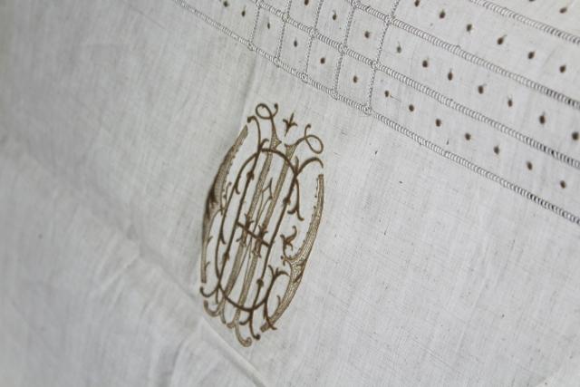 photo of 1920s 30s vintage fine pure linen sheets & pillowcases w/ crest monogram #8