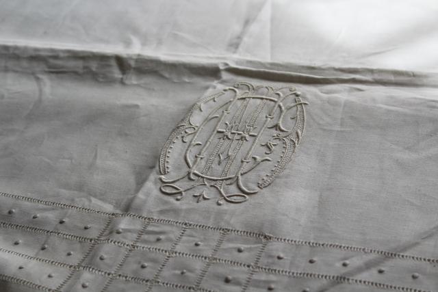 photo of 1920s 30s vintage fine pure linen sheets & pillowcases w/ crest monogram #11