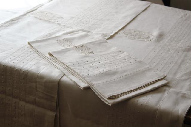 photo of 1920s 30s vintage fine pure linen sheets & pillowcases w/ crest monogram #12