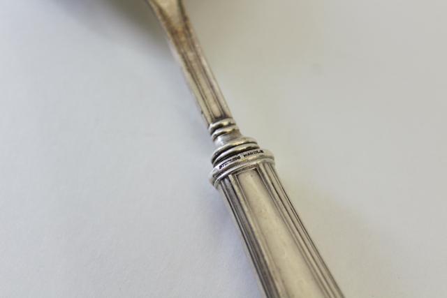 photo of 1920s or 1930s vintage pancake server, solid spatula w/ sterling silver handle #2