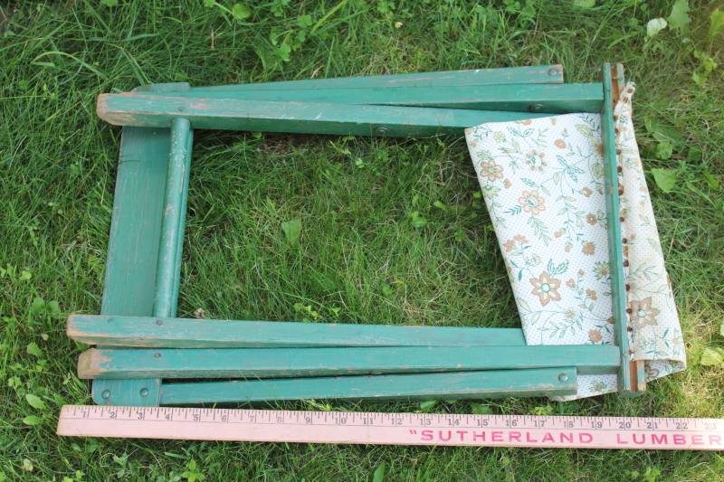 photo of 1920s or 30s vintage camp stool, green painted wood folding chair w/ flowered cloth seat  #9