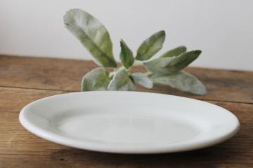 catalog photo of 1920s vintage Buffalo china, plain chunky white ironstone butter plate or small tray 