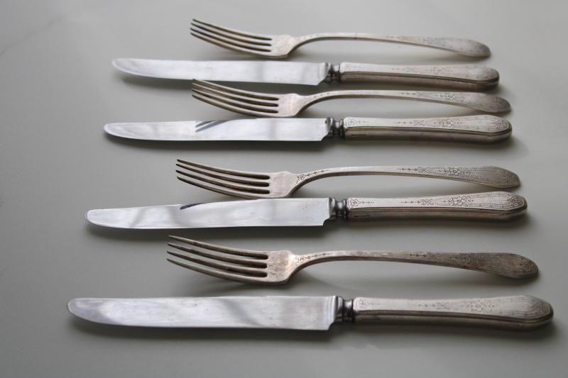 photo of 1920s vintage Paul Revere Oneida Community silver plate flatware, table knives dinner forks #1