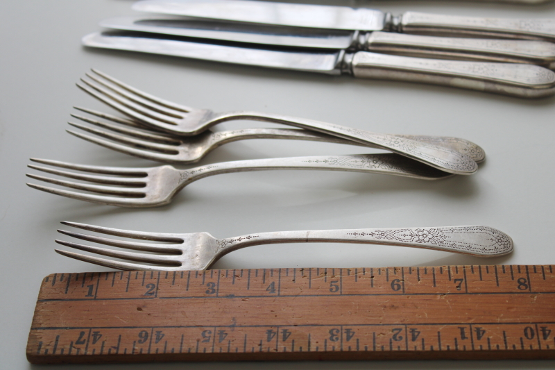 photo of 1920s vintage Paul Revere Oneida Community silver plate flatware, table knives dinner forks #6