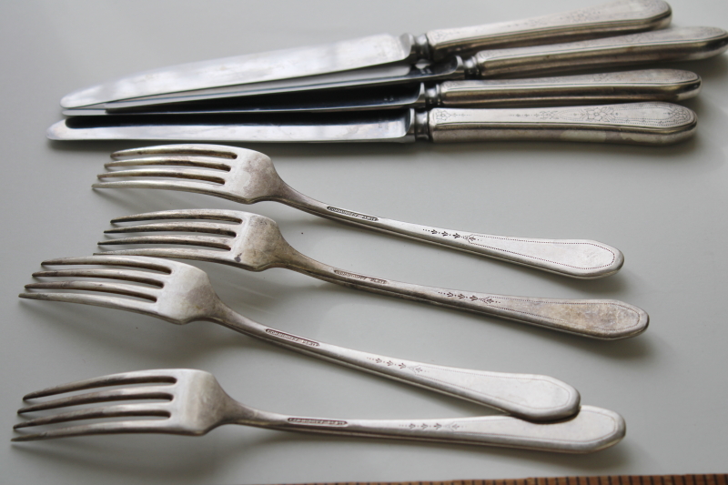 photo of 1920s vintage Paul Revere Oneida Community silver plate flatware, table knives dinner forks #7