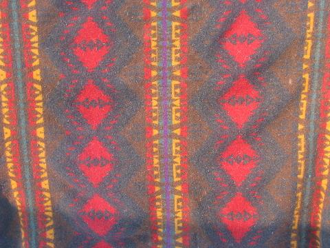 photo of 1920s vintage Pendleton label wool indian camp blanket, soft & thick #2