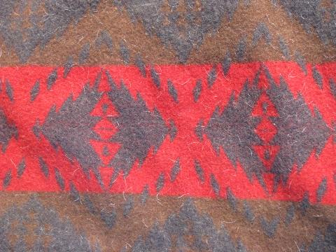 photo of 1920s vintage Pendleton label wool indian camp blanket, soft & thick #4