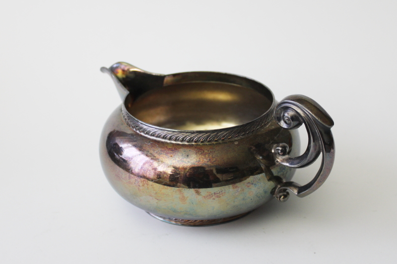 photo of 1920s vintage Wm A Rogers silver plate gravy boat or sauce pitcher SPBM mark #1